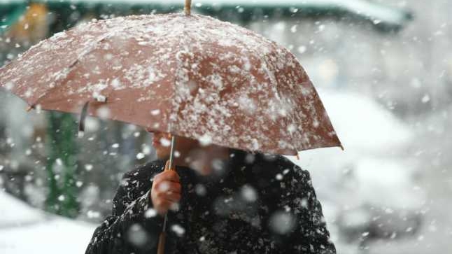 ANM a emis prognoza meteo pentru weekend-ul 20-22 martie! Vremea o ia razna în toată țara, revin ninsorile