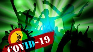 Un bărbat a murit infectat cu COVID-19 după ce a participat la ”COVID party”. A mers la petrecere pentru a se infecta cu SARS-CoV-2