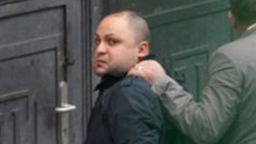 Interlopul care a impuscat trei persoane in Militari are atestat de pistolar: a strans o colectie de arme in apartamentul sau!