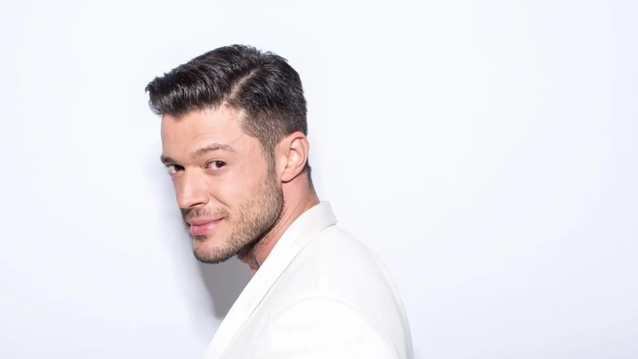 Comportament bizar al lui Slav! Desi il dispretuieste pe Printul Cristea, prezentatorul meteo a fost prins asa de paparazzi