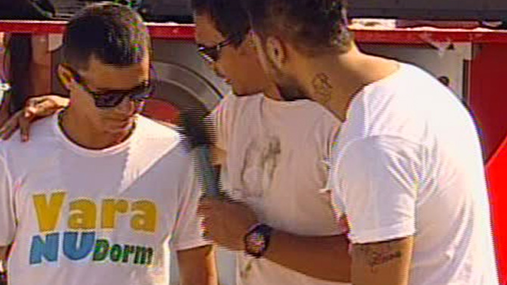 Declaratia verii! Connect-R: "Eu n-as dormi, dar tipa ficatul in mine!"