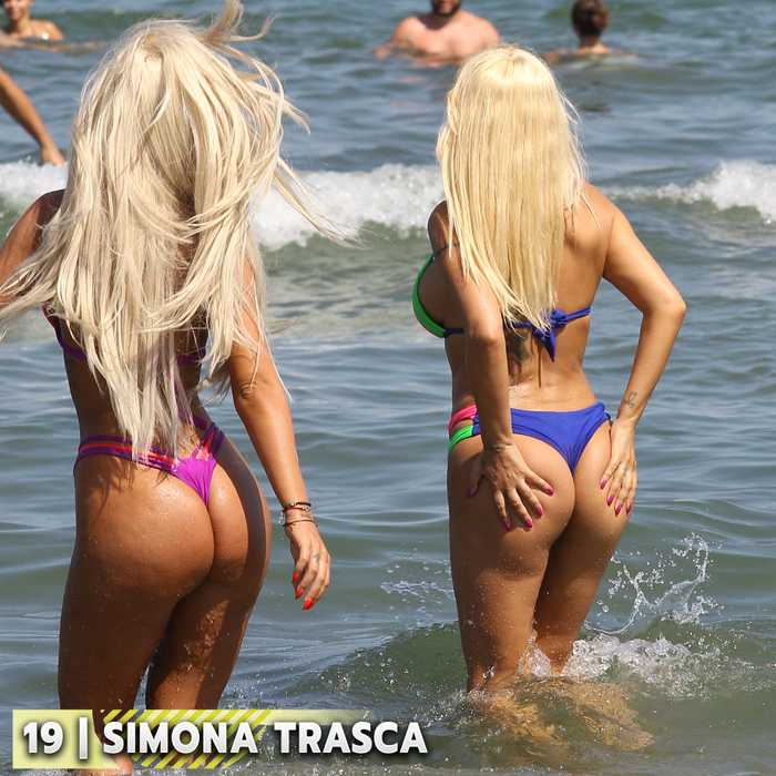 Bianca Drăgușanu & Gina Pistol și-au ”inspectat” posterioarele! Atenție, fotografii amețitoare!