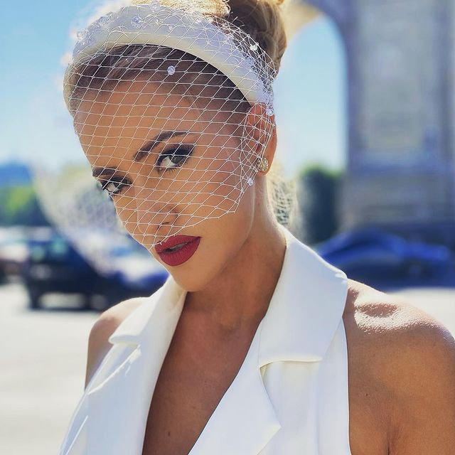 Iuliana Pepene, sexy-știrista de la Antena 1 (Foto: Instagram)