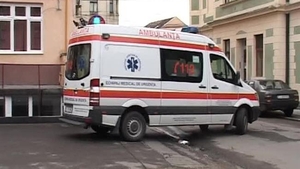Medic de pe Ambulanţă, prins cu şpăgi pe spinarea morţilor! Lua bani de la pompele funebre