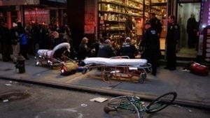 VIDEO / Teroare la New York. A scos pistolul şi a început să tragă! Un român a fost împuşcat!