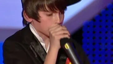 VIDEO Cosmin Agache, pustiul beatbox! A facut megashow  in finala