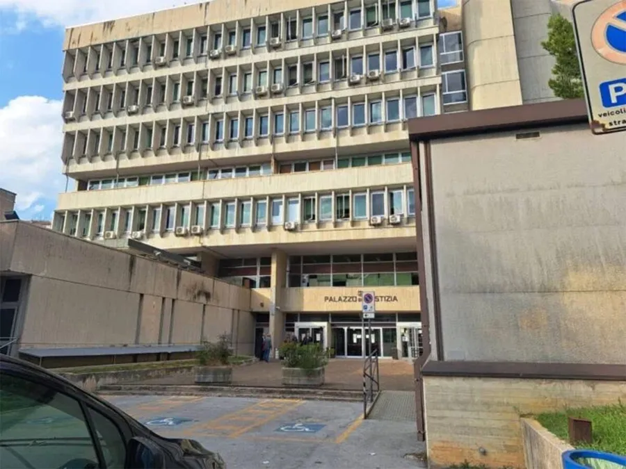 Păcăleală luată de un italian de 57 de ani, după ce s-a cuplat cu o româncă de 39 de ani. Sursă foto: Arhivă