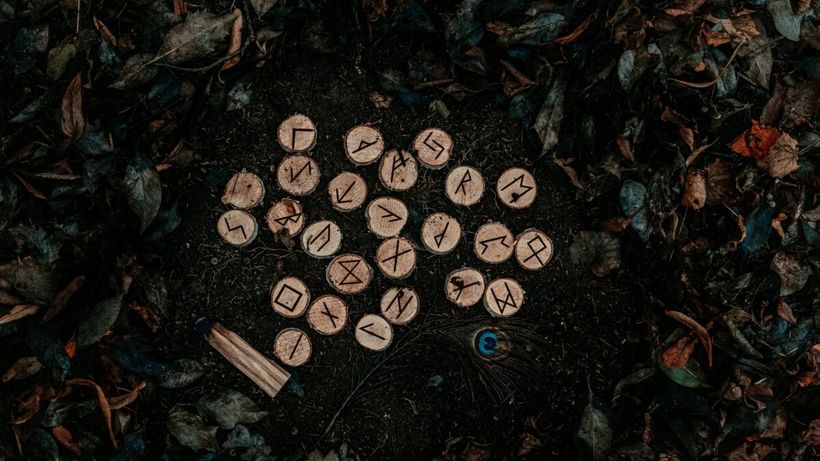 Horoscop rune azi, 13 martie 2026. Runa zilei aduce vești bune pentru cei răbdători: roadele muncii pot apărea chiar astăzi