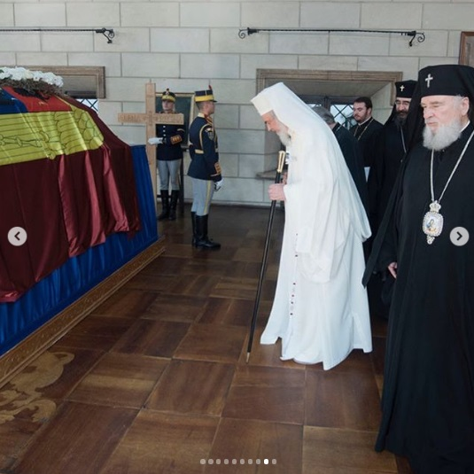 Slujba de înmormântare pentru Regina-mamă Elena, la Catedrala istorică Regală din Curtea de Argeş
