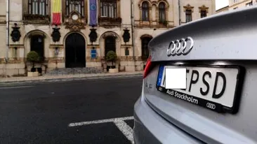 VIDEO. Șoferul mașinii cu numărul M&%# PSD: “Probabil am deranjat pe cineva, asta o numesc hărțuire!” Cum i-au confiscat polițiștii plăcuțele