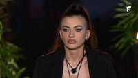 ”Du-te la școală, fata mea”, îi spunea Bianca Ghiurcă ispitei Gabriella. Dar câte clase are ea, de fapt?