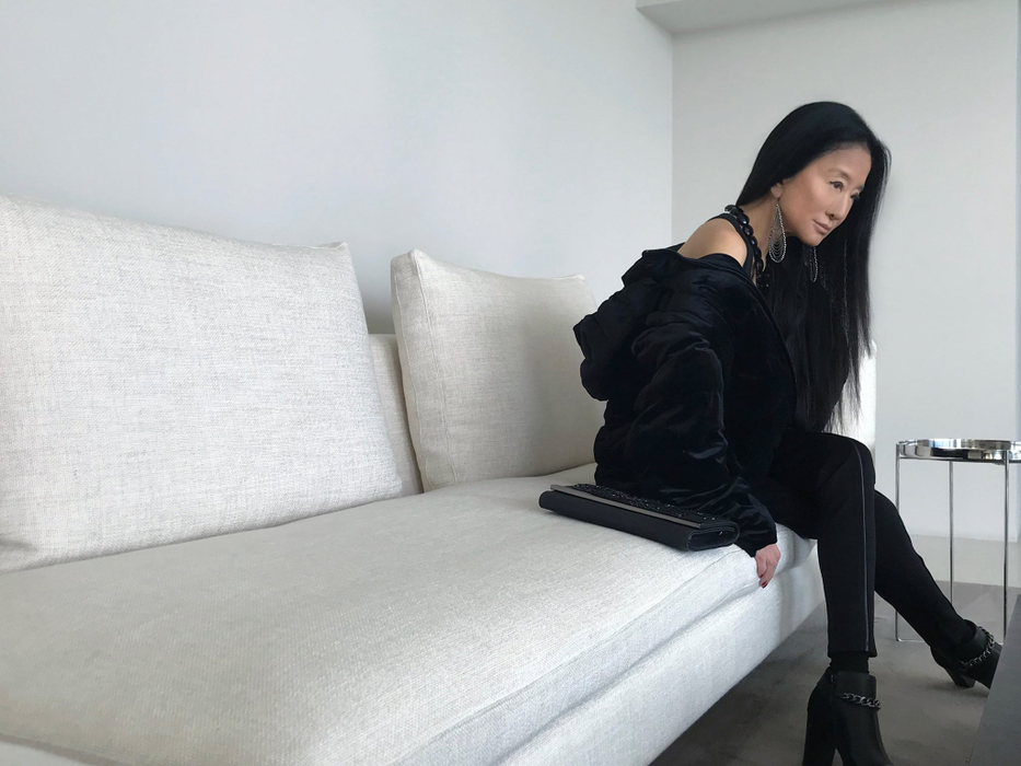 Imagini de senzație! Creatoarea de modă Vera Wang arată la 70 de ani, mai bine ca o adolescentă de 20. FOTO