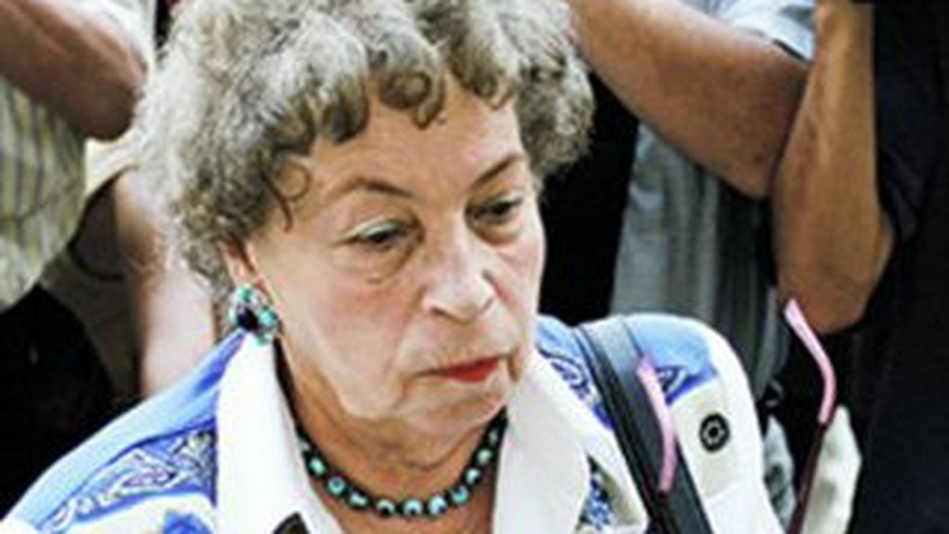 Biroul avocatei Paula Iacob, spart de hoti! Vecinii au alertat politia