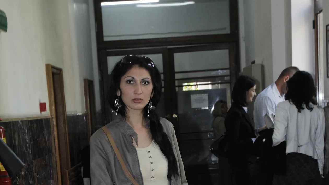 Divortul cumnatei lui Pepe s- a suspendat. Ramane casatorita cu barbatul cu care are doi copii