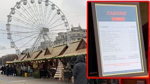 Câți lei costă o cursă de 2 minute cu caruselul în Târgul de Crăciun din București