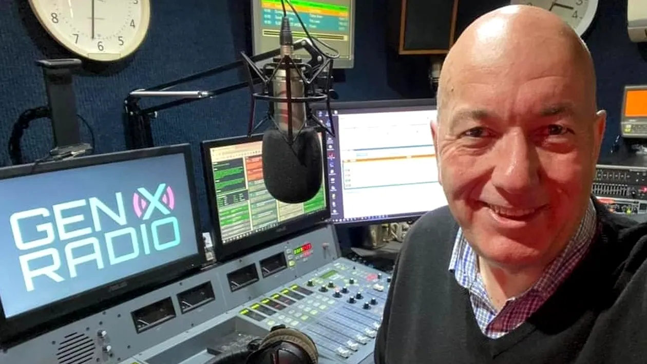 Omul de radio Tim Gough a murit, după ce a făcut infarct. Bărbatul de 55 de ani prezenta o emisiune, în direct, când s-a produs tragedia