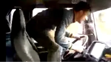 Il mai tineti minte pe Tarzan, spaima soselelor? Este incredibil ce face acum si cine a bagat “frica” in el!