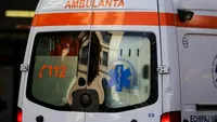 Un bărbat din Iași și-a bătut soția, apoi a spart parbrizul ambulanței cu un topor