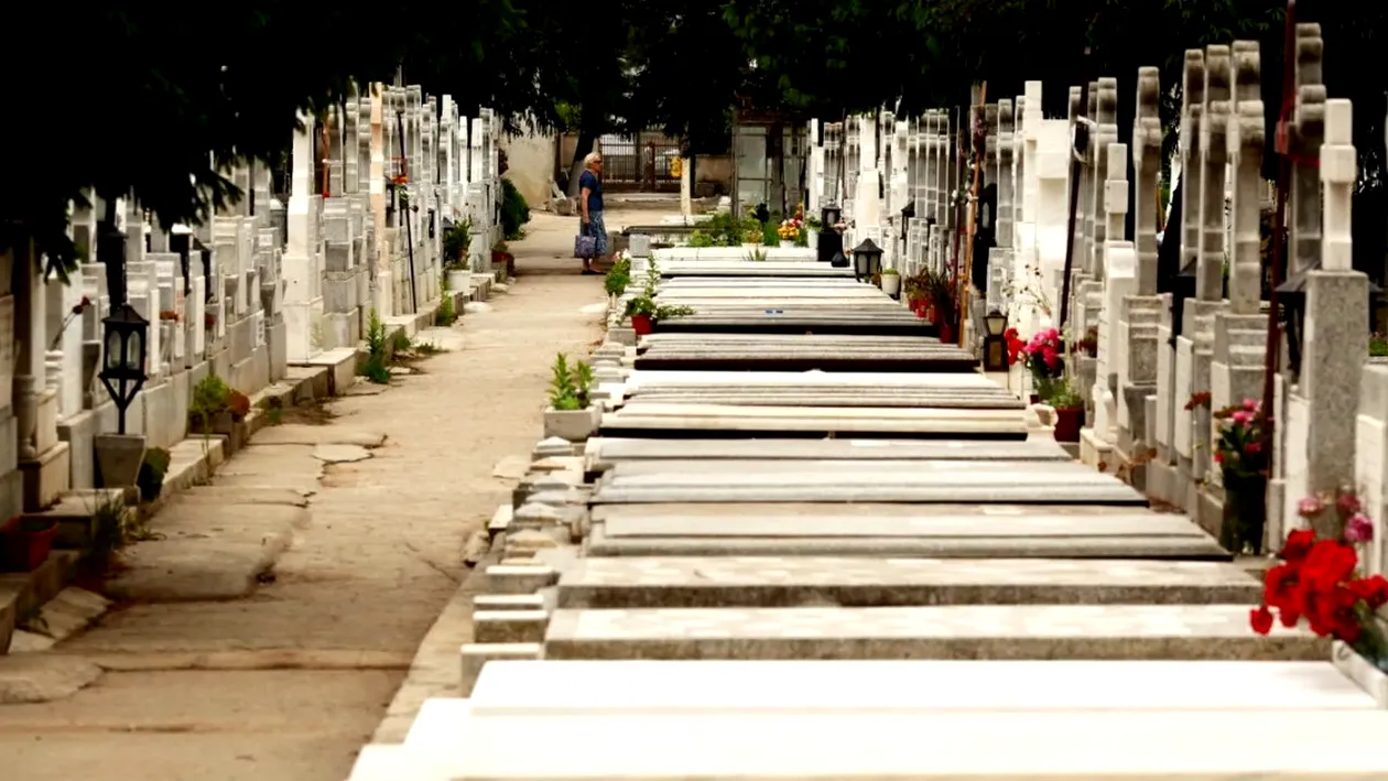 Județul care a rămas fără locuri în cimitire. Au ajuns la capacitate maximă