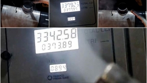 Imagini incredibile! Cum sunt furați românii la pompă