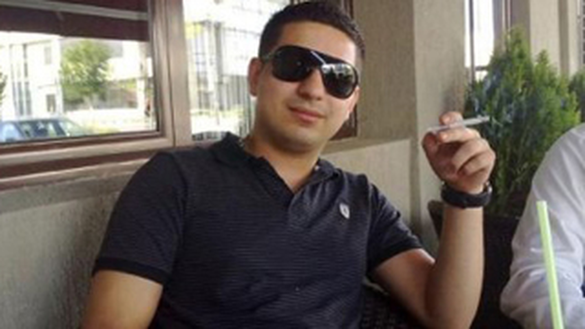Vezi cum aranjau proxenetii din clanul "Butoane" partidele de sex cu minore: "Fa rost de o troaca si da-mi telefon", "Hai ia-o pe aia mica si vino incoace sa jucam biliard"