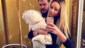 Arată exact ca o prinţesă! BIANCA DRĂGUŞANU a lăsat pe toată lumea fără cuvinte după ce a îmbrăcat rochia de mireasă