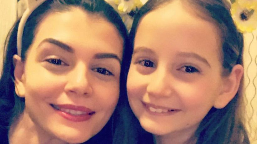 După o lună petrecută alături de Monica Gabor, fiica ei s-a întors la tată! Prima imagine cu Irina şi Irinel Columbeanu după revedere