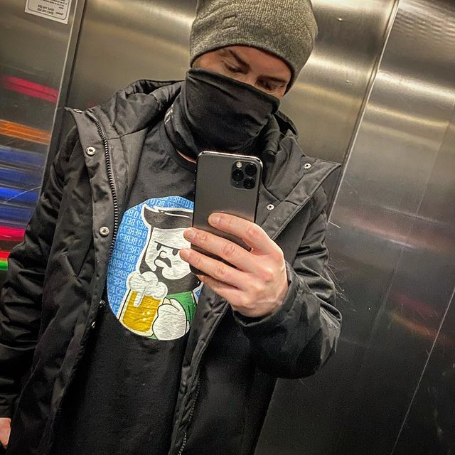 Mihai Bendeac are "de tras" din cauza unui scheci/ Sursă foto: Instagram.com