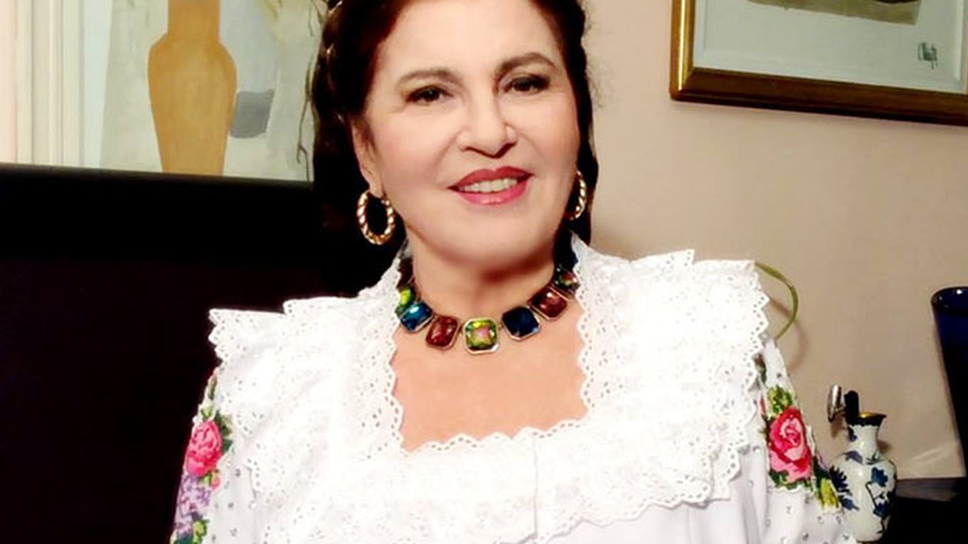 Fanii au rămas fără cuvinte! Cum arată IRINA LOGHIN în costum de baie la 77 de ani