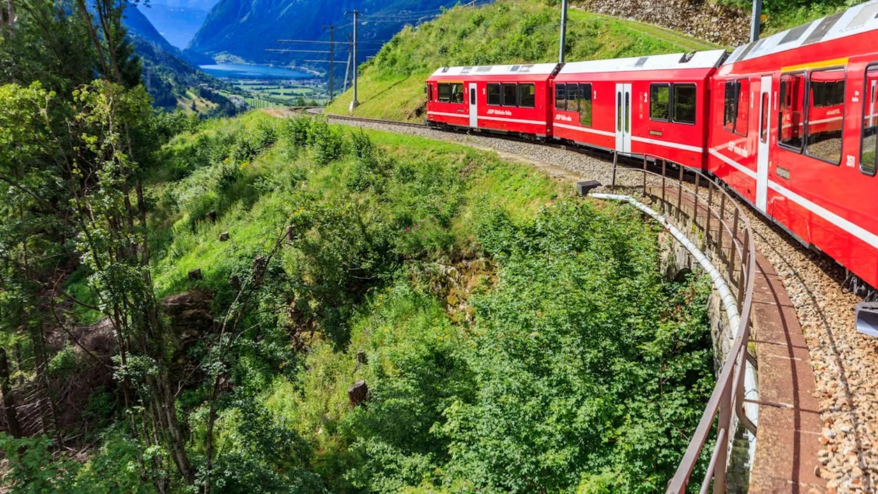 Povestea surprinzătoare a băiatului care trăiește în trenuri. Cheltuie 9.000 de euro pe an și călătorește în toată lumea: „Mi-am părăsit părinții”