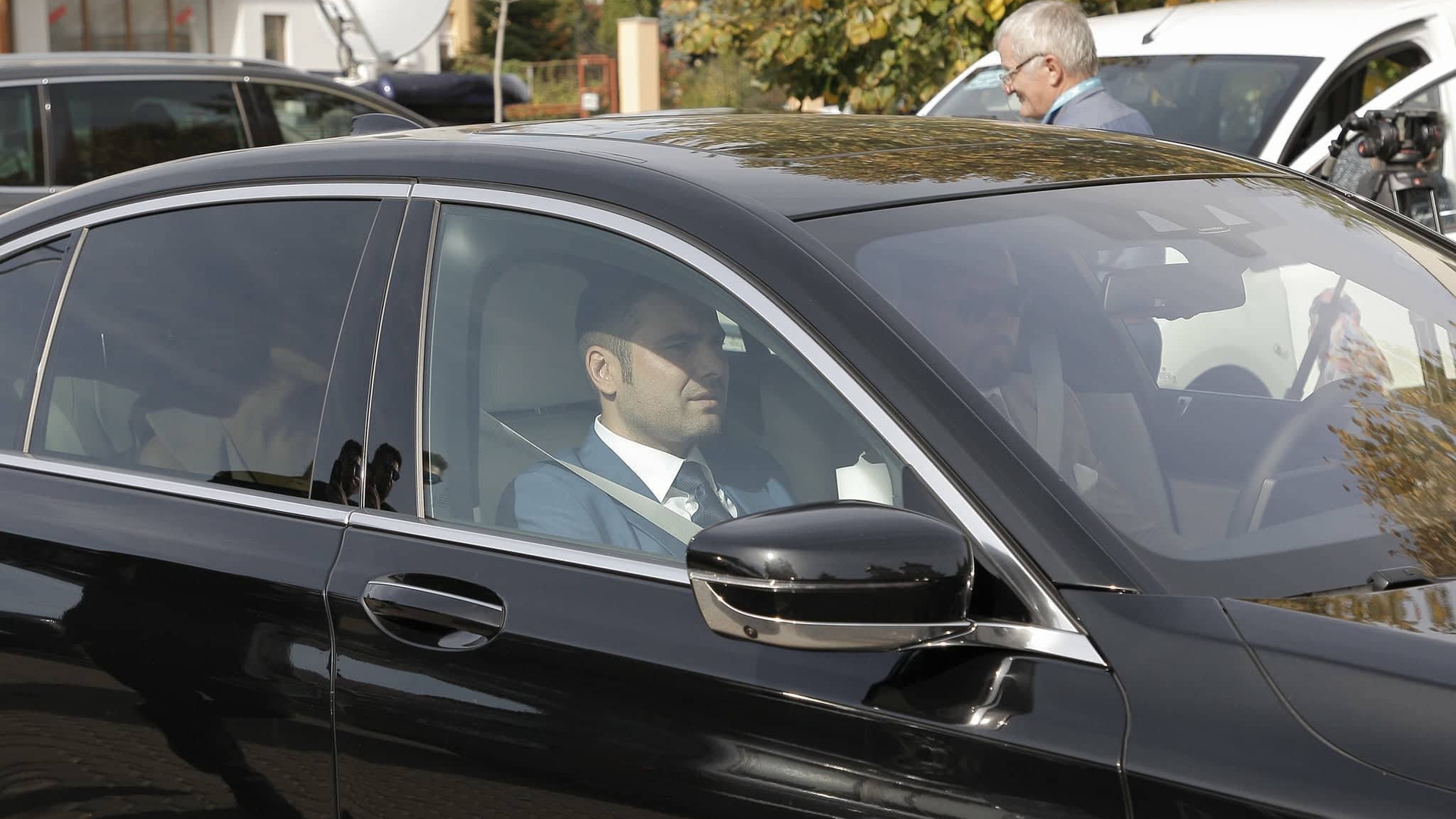 Mutu, implicat într-un accident rutier în ziua nunţii lui!