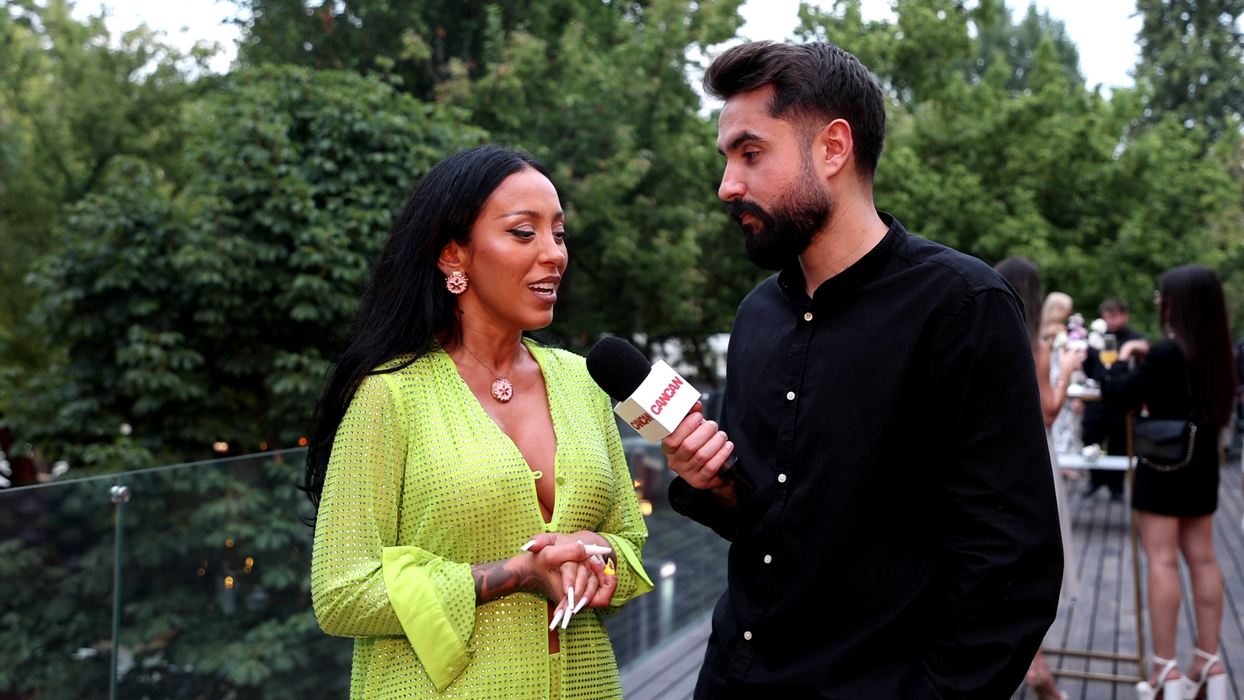 Ruby: "Încerc să nu mă întorc din drum, dar nu-mi iese, pentru că de fiecare dată uit câte ceva!" (Foto: captură video)