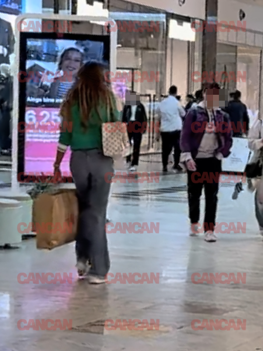 A plecat cu pungile pline din magazin Foto CANCAN.RO