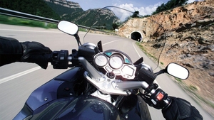 Un preot a omorât un motociclist în ziua referendumului! Ce reacție a avut Episcopia