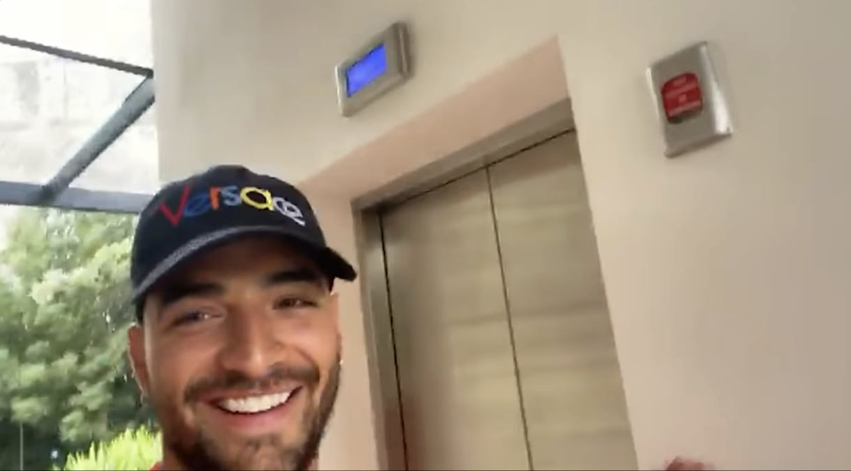 Cum arată casa lui Maluma. Artistul columbian are o vilă de lux