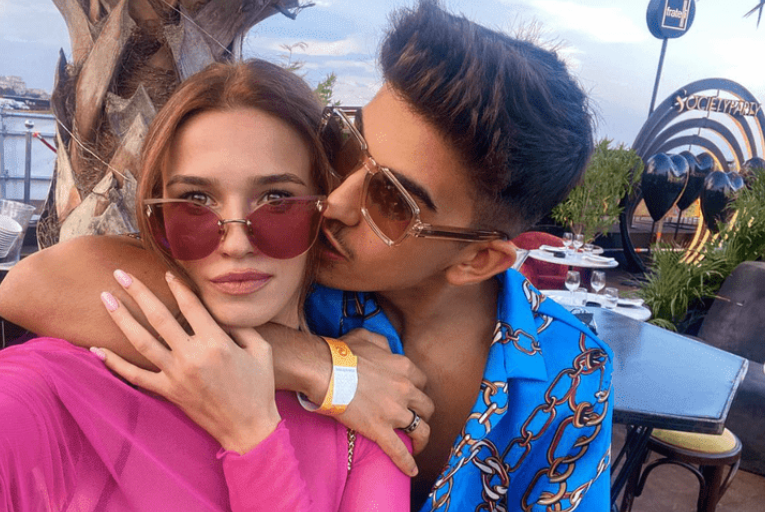 Ioana Ignat și Sebastian Dobrincu, pe vremea când formau un cuplu/ Sursa foto: Instagram
