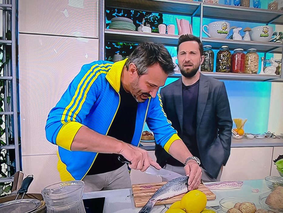 Cum își petrece Dani Oțil luna de miere? Matinalul a pus job-ul pe primul loc
