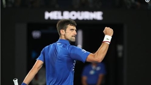 Novak Djokovic l-a spulberat pe Rafael Nadal, în finala Australian Open