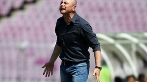 „Lupii” îi cer demisia lui Grozavu și după 6-2 cu Oradea!