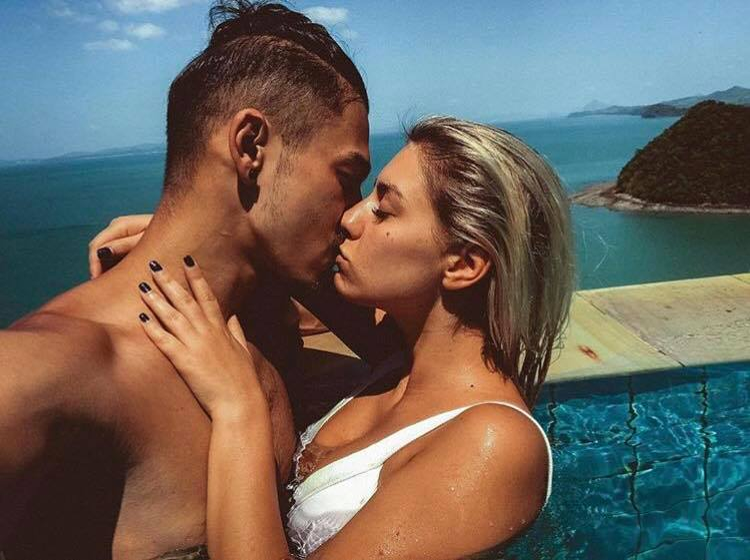 Sexoasa Jo ne-a vorbit despre  ”sex în 3”