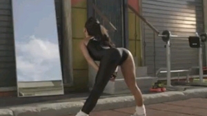 VIDEO Inna a testat la maximum rezistenta unui costum mulat in noua ei piesa! Vezi aici pozitiile care ar face geloase gimnastele de la Olimpiada!