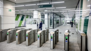 Alarmă cu bombă la metrou, în București! Stația Eroilor...