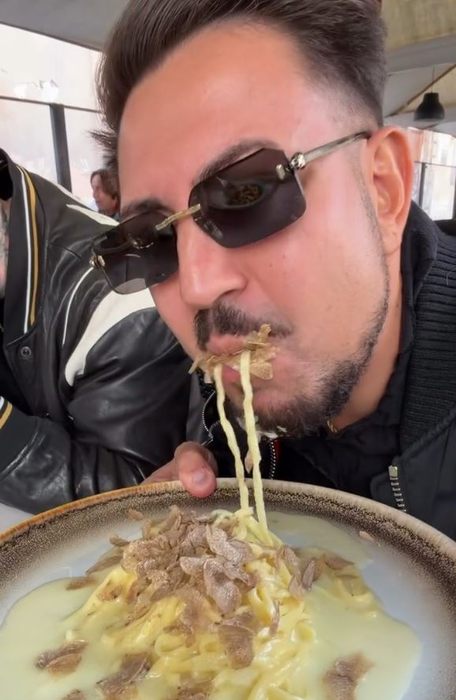 Gestul urât pe care Prințul Marco l-a făcut într-un restaurant de lux din Roma. Cum a decis să guste din pastele comandate