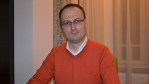 Alexandru Cumpănașu, acuzat că ar fi făcut propuneri indecente unei tinere. Ce scrie în mesajele trimise de fostul candidat la prezidențiale