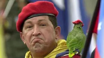 Sa ne pregatim de o alta revolutie in lume? Hugo Chavez il incurajeaza pe Muammar Gaddafi! Iti urez victorie, camaradul meu de arme!