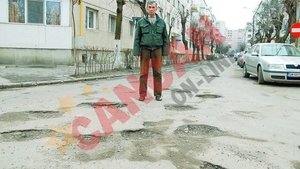 Avem gropi precum craterele de pe Luna