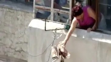 Cea mai nesimtita gospodina din Romania! Ramai mut cand o sa vezi cum face curatenia de primavara si unde arunca gunoaiele!