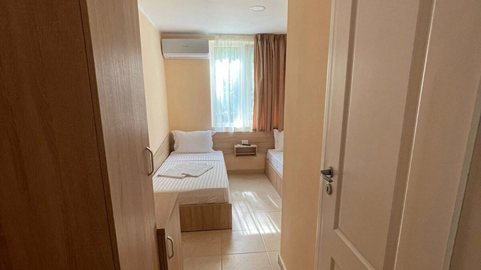 Acesta e singurul hotel de o stea din Mamaia! Ireal cum arată camera și câți lei costă cazarea pe noapte