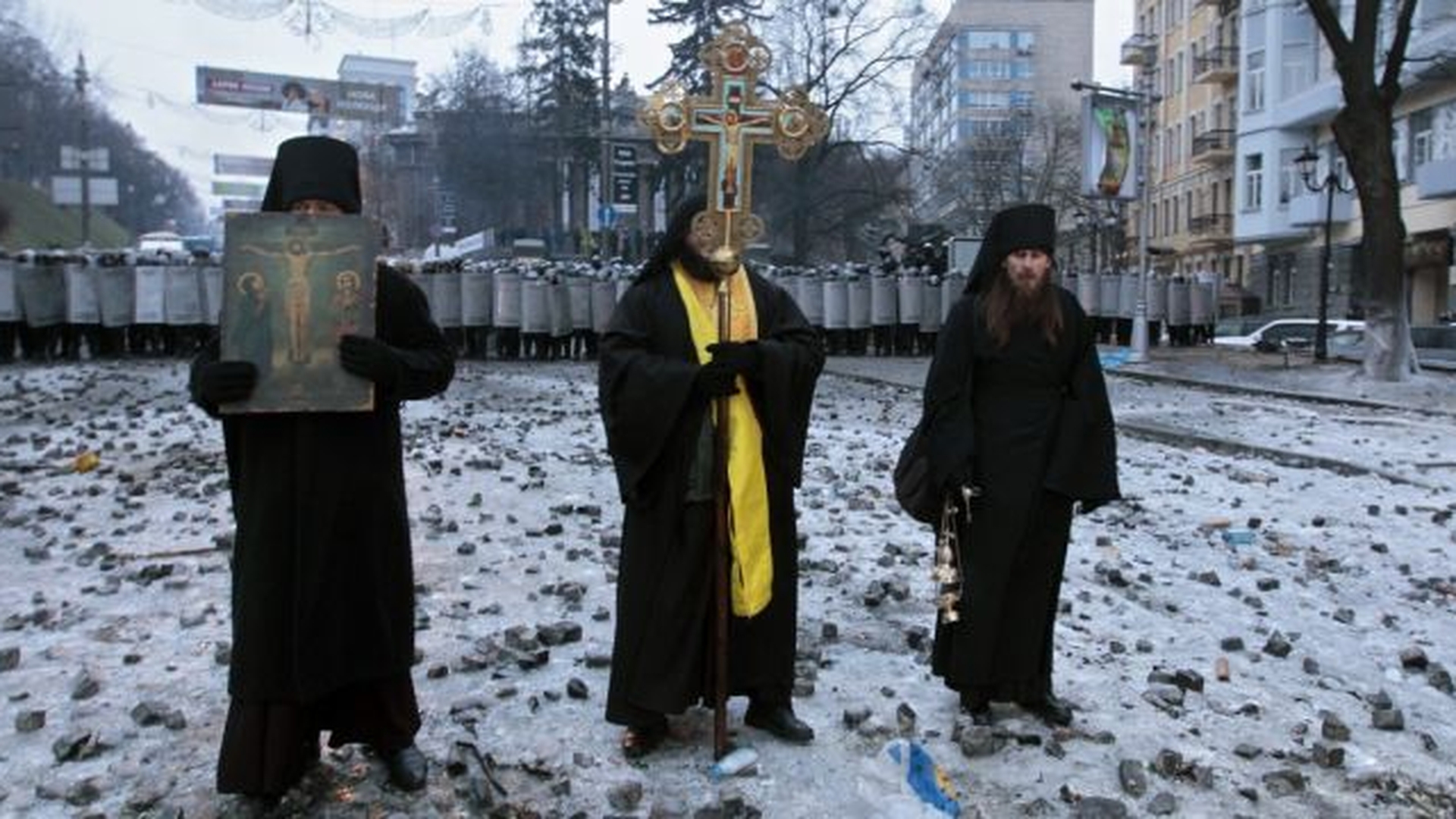 În Rusia, rugăciunile sunt un lux! Vrei să ştii care e valoarea lor în bani?