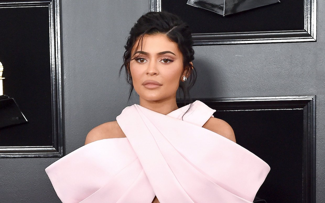 Kylie Jenner, pe primul loc în topul celor mai bine plătite celebrități de pe Instagram